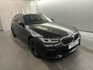 BMW 5 Series Touring 530e 2022
