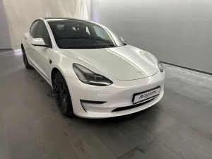 Tesla Model 3 82 kWh 2022
