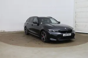 BMW 3 Series Touring 320i M Sport 2025