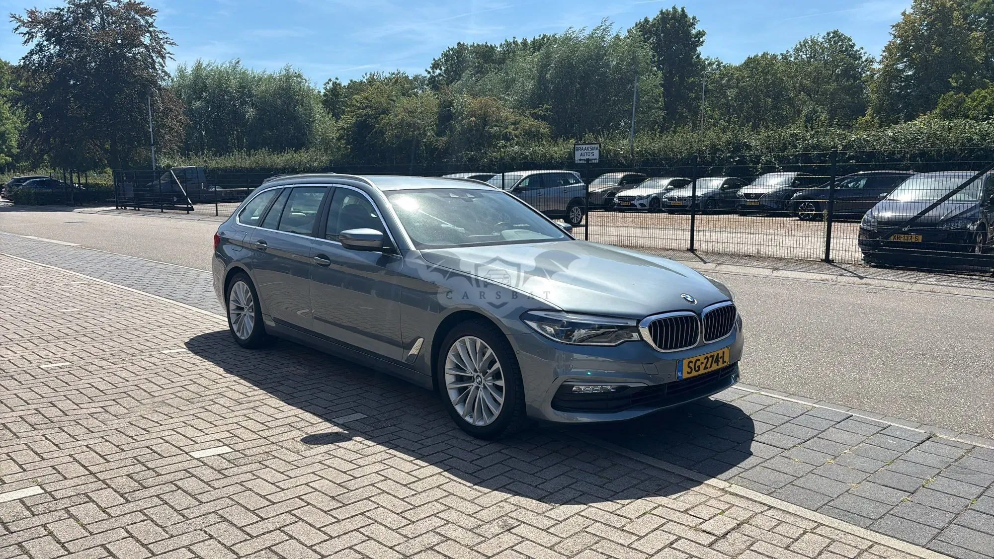 BMW 5 Series Touring 520i High Executive 2018