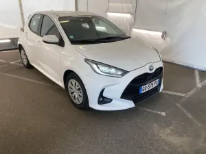 Toyota Yaris Dynamic Business 2023