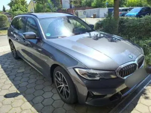 BMW 3 Series Touring 330e Sport Line 2022