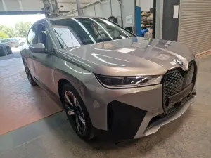 BMW iX 40 2023