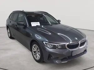 BMW 3 Series Touring 318d Advantage 2022