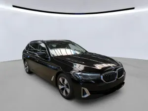BMW 5 Series Touring 520d 2021