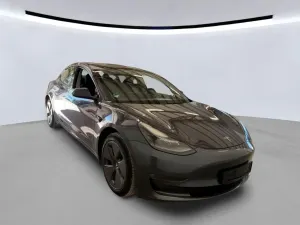 Tesla Model 3 82 kWh 2023