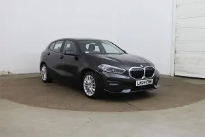 BMW 1 Series 118i SE 2024