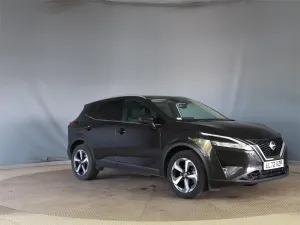 Nissan Qashqai 1.3 DIG-T N-connecta 2022