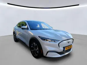 Ford Mustang Mach-E 76 kWh 2022