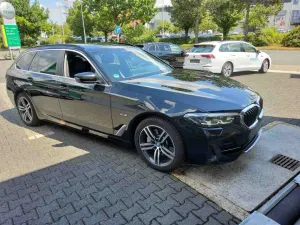 BMW 5 Series Touring 530e 2023