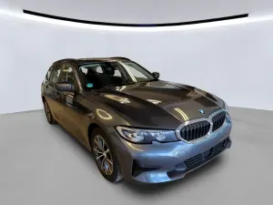 BMW 3 Series Touring 320d 2021