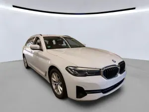 BMW 5 Series Touring 520d 2021
