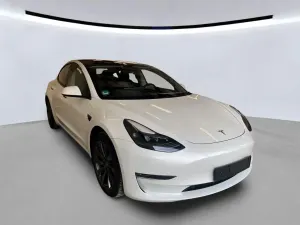 Tesla Model 3 75 kWh 2023