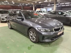 BMW 3 Series Touring 330e Sport 2021