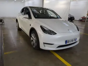 Tesla Model Y Long Range 2023