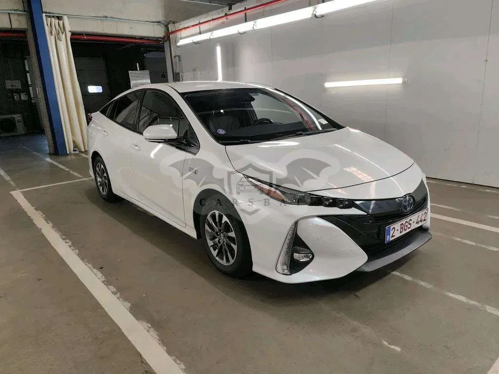 Toyota Prius 1.8 VVT-i Business 2021