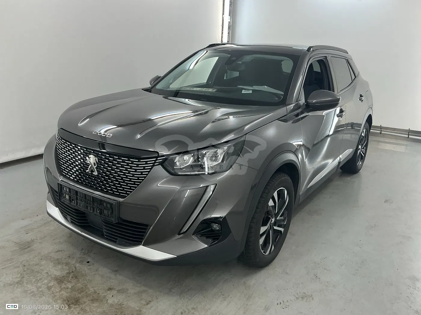 Peugeot 2008 1.2i Allure Pack 2021