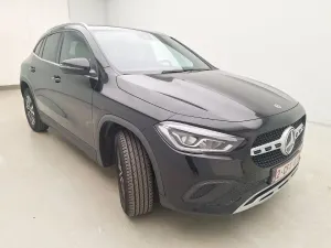 Mercedes-Benz GLA 200d Luxury 2022
