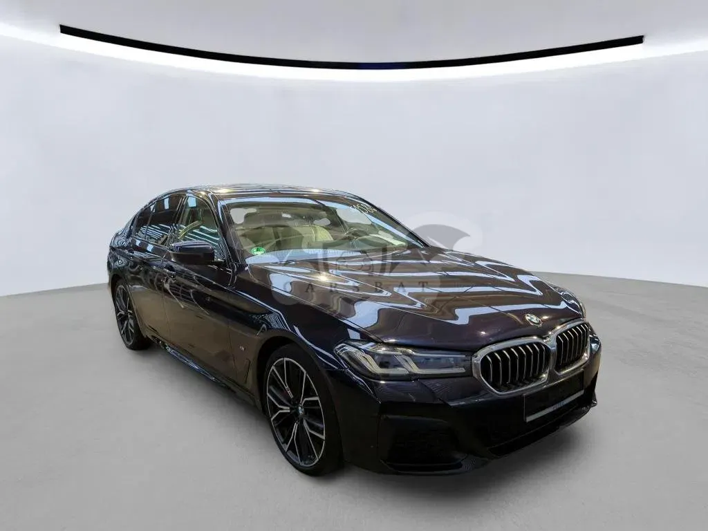 BMW 5 Series 545e 2021