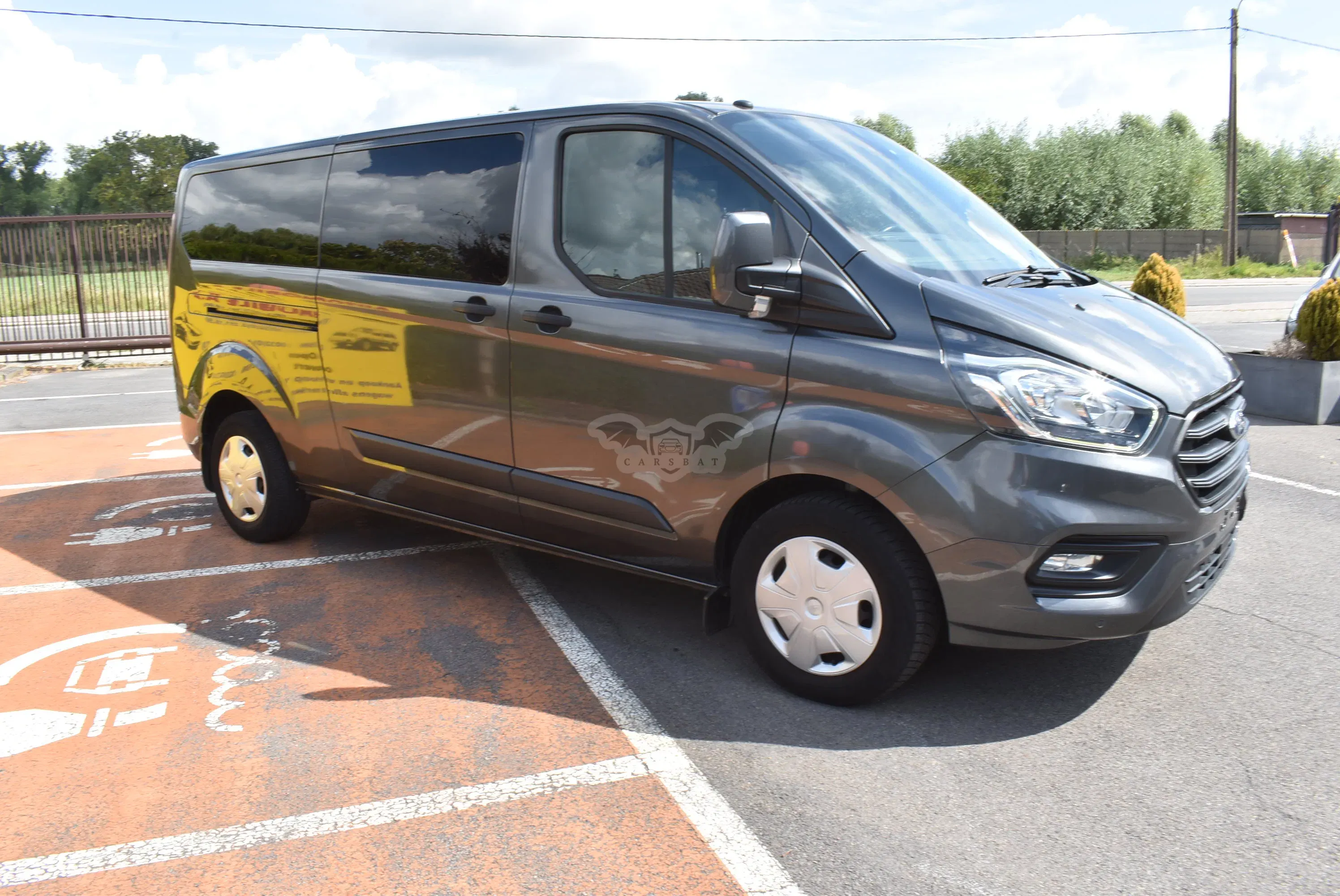 Ford Tourneo Custom Custom L2H1 2.0 TDCI Ambiente 2019