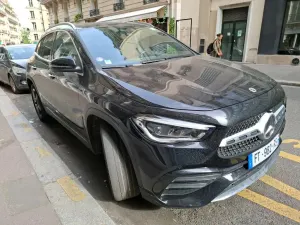 Mercedes-Benz GLA 250e AMG Line 2020