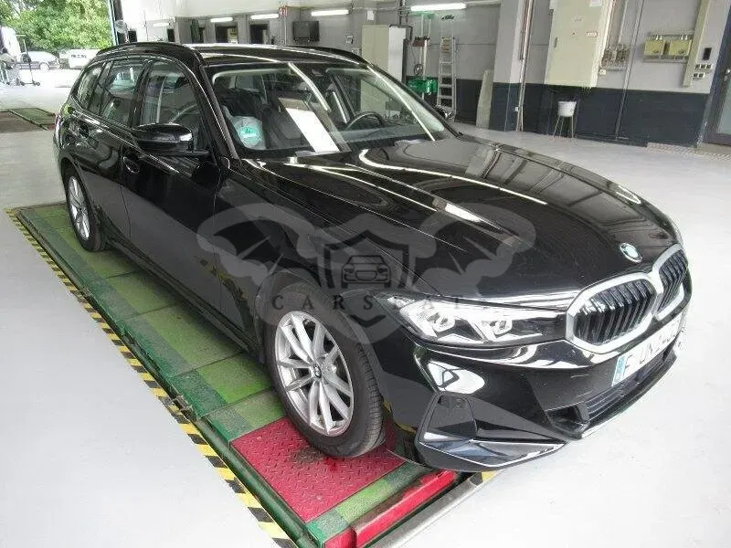 BMW 3 Series Touring 320d 2023