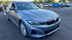 BMW 3 Series Touring 330e 2023
