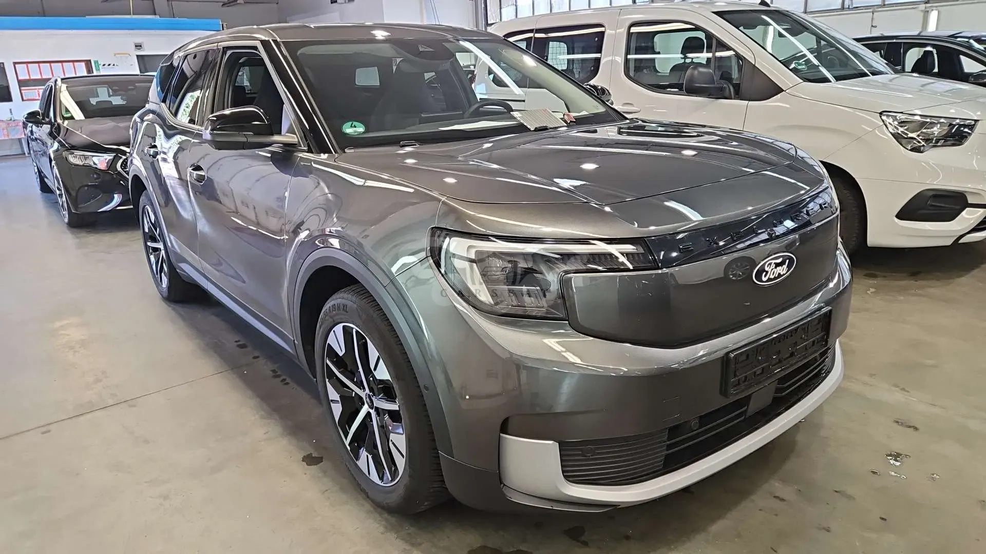 Ford Explorer Extended Range 79 kWh 2025