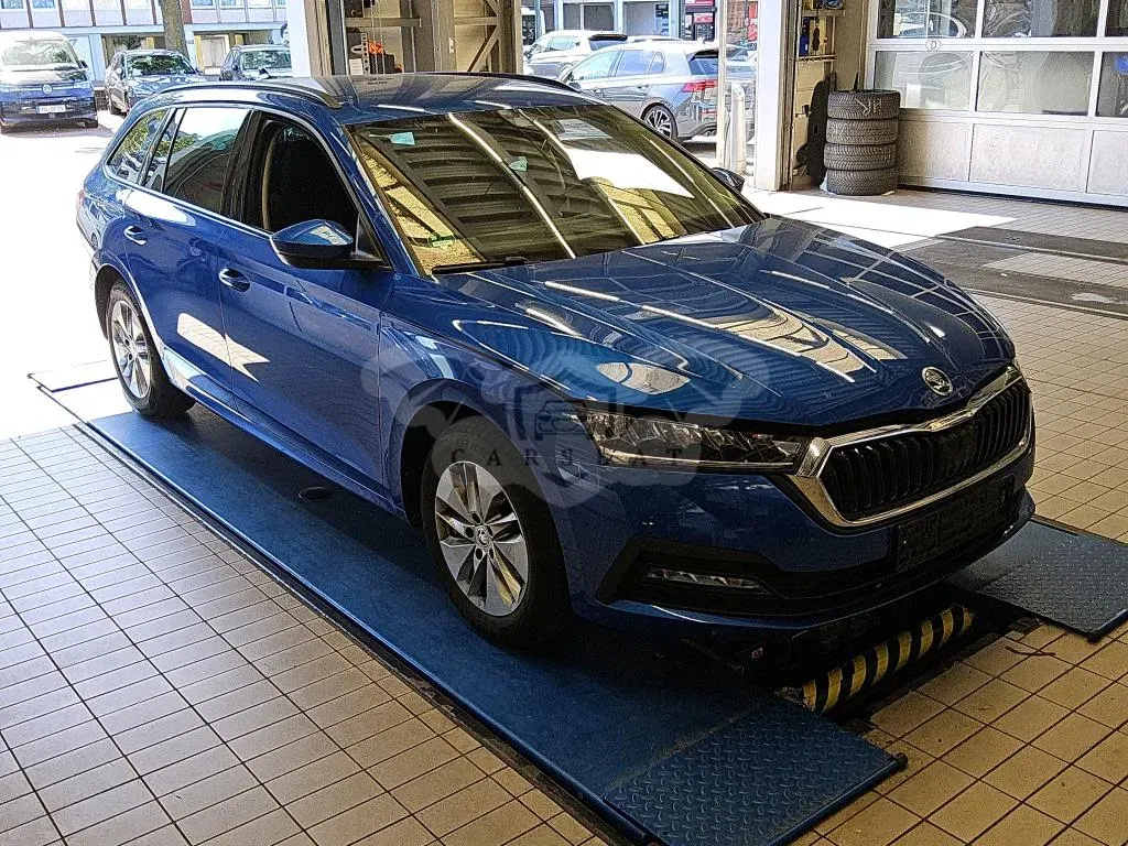Skoda Octavia Combi 2.0 TDI Ambition 2024