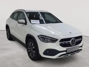 Mercedes-Benz GLA 200d Style 2022