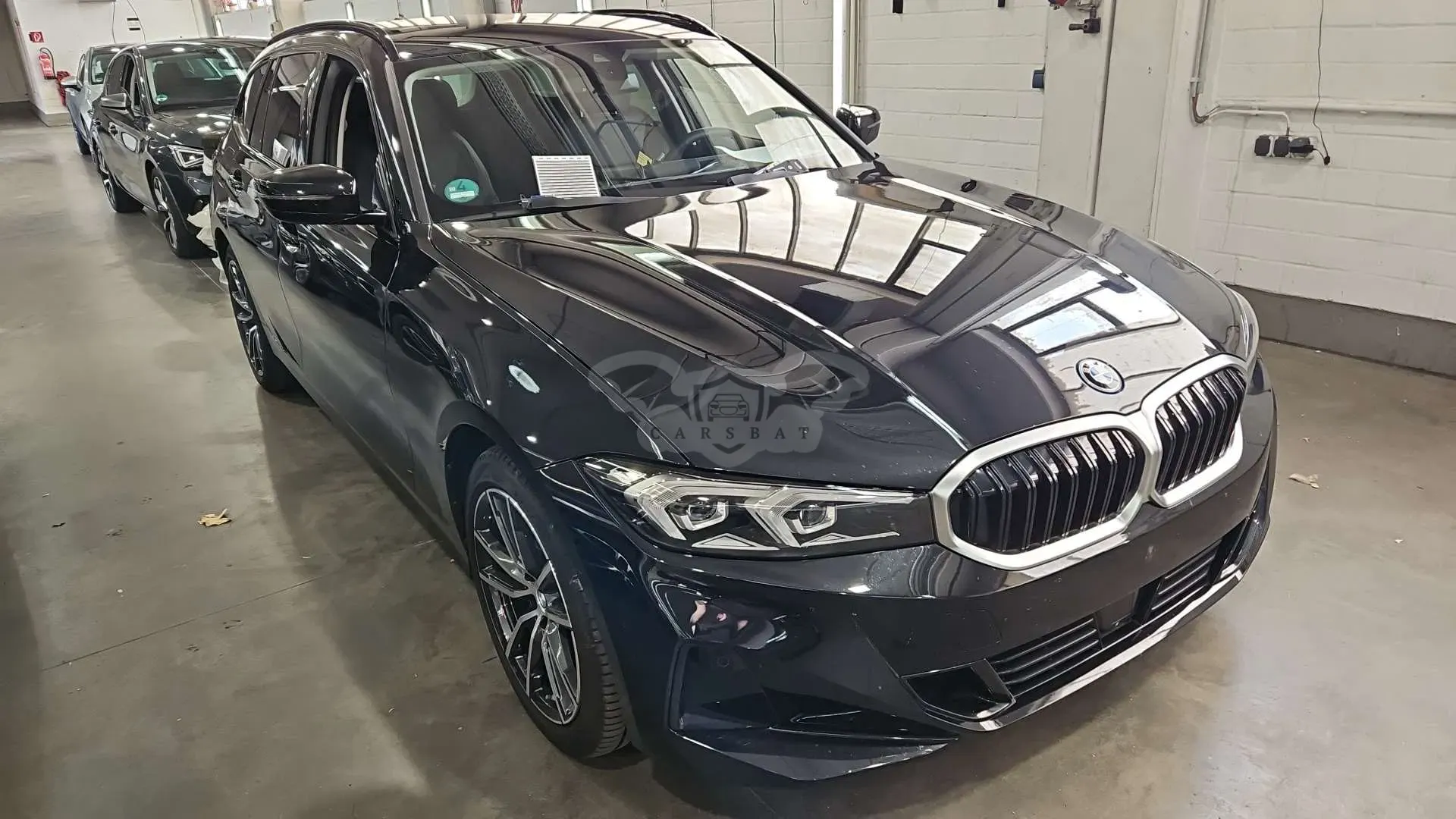 BMW 3 Series Touring 330e 2025