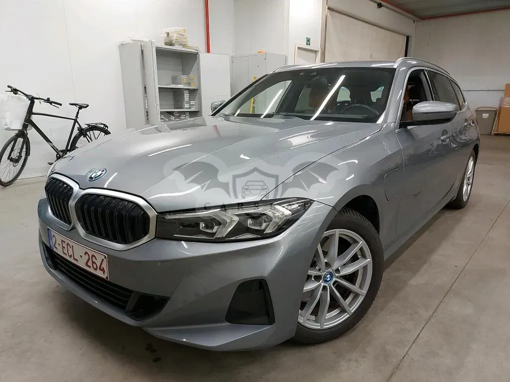 BMW 3 Series Touring 330e 2023