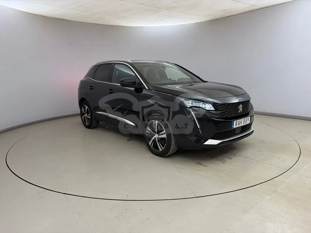 Peugeot 3008 1.2i 2023