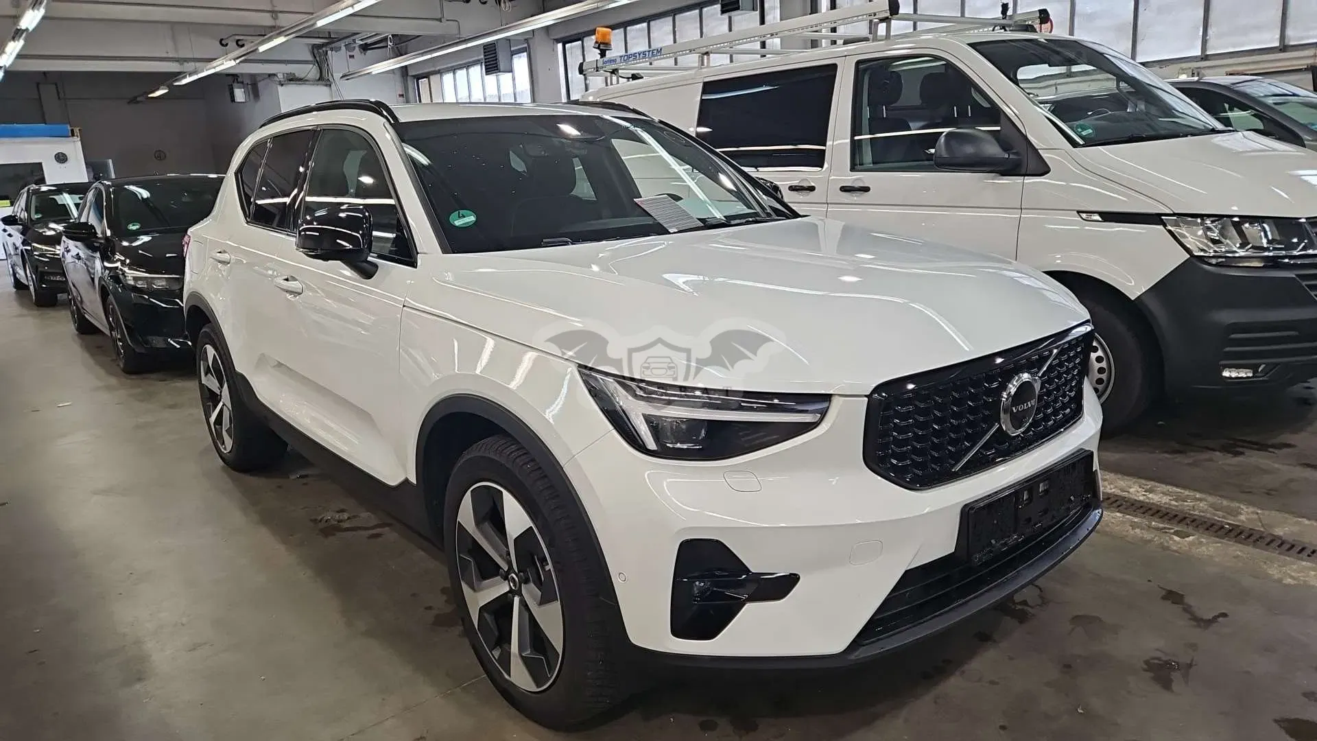 Volvo XC40 B3 Plus Dark 2025