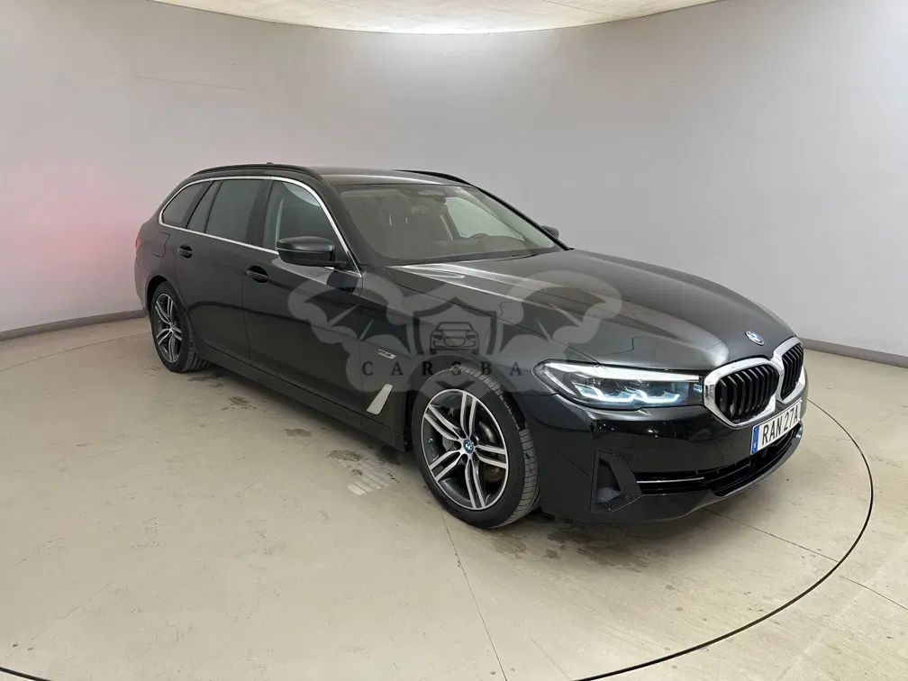 BMW 5 Series Touring 530e 2023