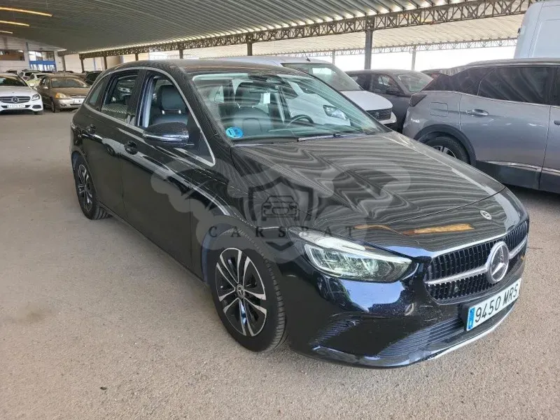 Mercedes-Benz B 200 2024