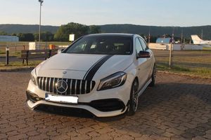 Mercedes-Benz A W176 (2012-) 45 AMG 4Matic AMG Speedshift 7G-DCT 2015
