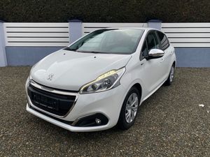 Peugeot 208 I (2012-2019) 82 VTI Style 2017