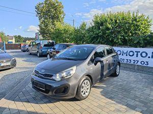 Kia Rio III (2011-) 1.2 Attract 2012