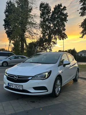 Opel Astra K 1.0 Turbo Start/Stop Business 2016