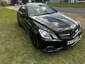 Mercedes-Benz E W212/W207 2009