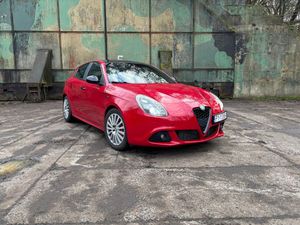 Alfa Romeo Giulietta 1750 TBi Quadrifoglio Verde 2012