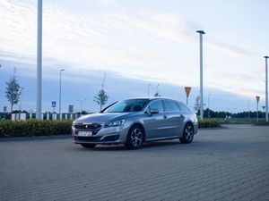 Peugeot 508 I (2010-2018) BlueHDi 180 EAT6 Stop&Start Allure 2016