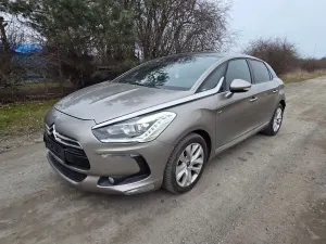 Citroën DS5 HDi 165 Chic 2013