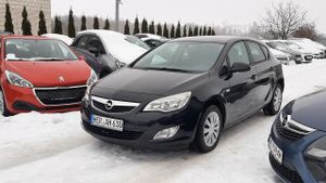 Opel Astra J (2009-2019) 1.4 Turbo 2011