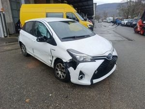 Toyota Yaris III (2011-2019) Hybrid 100 Life 2017