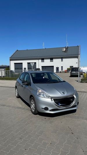 Peugeot 208 I (2012-2019) 82 PureTech Style 2013