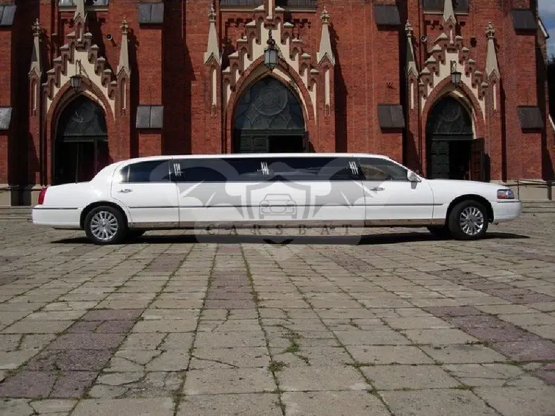 Lincoln Town Car 2004