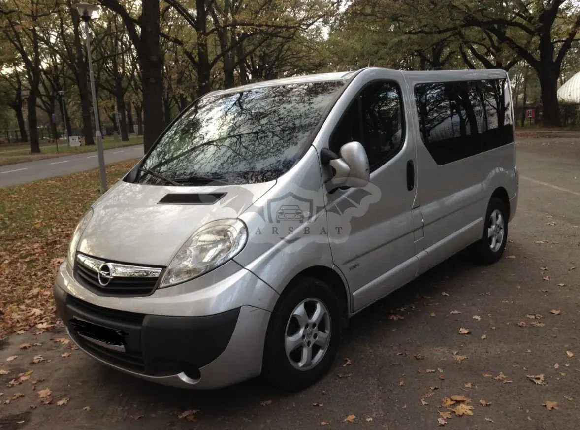 Opel Vivaro I 2008