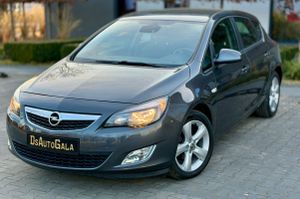 Opel Astra J (2009-2019) 1.4 Turbo Color Edition 2006
